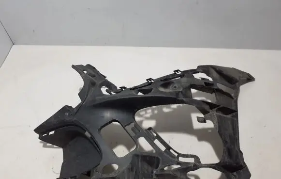 Mercedes-Benz CLS W257 Front bumper mounting bracket A2578850900