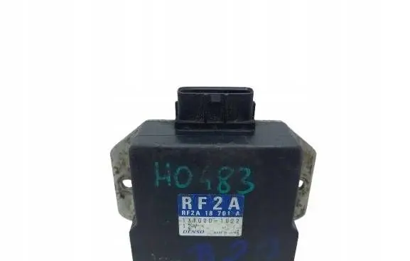 Mazda 626 Fuel injection control unit/module RF2A18701A 1310001022