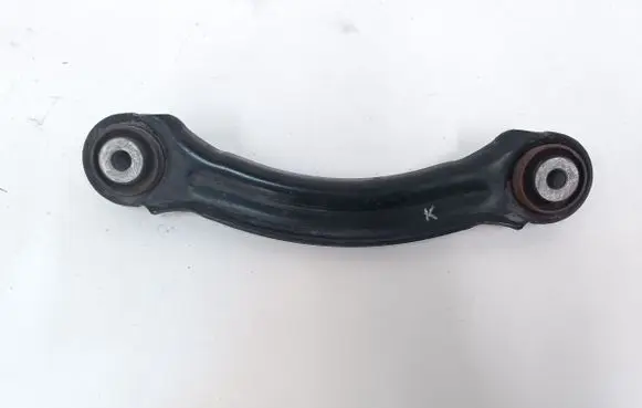 Dodge Challenger Rear upper control arm/wishbone