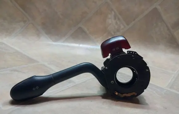 Volkswagen PASSAT B4 Indicator stalk