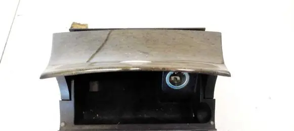 Car ashtray