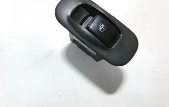 Mitsubishi Galant Electric window control switch mb962804