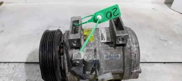 Volvo V70 Air conditioning (A/C) compressor (pump) 699261
