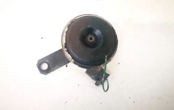 Suzuki Grand Vitara II Horn signal e13000026