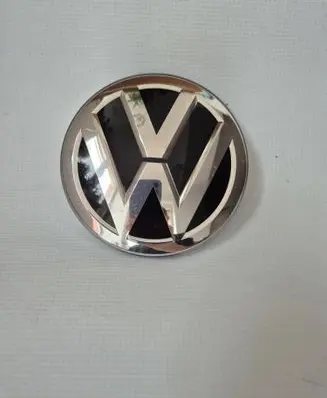 Volkswagen Golf VII Manufacturer badge logo/emblem 3G0853601A