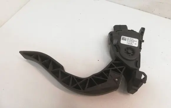 Audi A4 S4 B8 8K Accelerator throttle pedal 8K1723523 6PV00950501