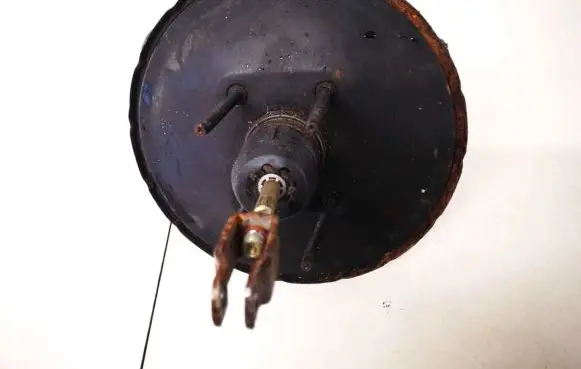 Mazda 323 Brake booster 83409908 834-09908
