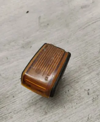 Volvo V70 Front fender indicator light 6R0142631