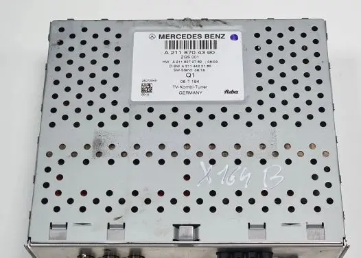 Mercedes-Benz GL X164 Navigation unit CD/DVD player A2118704390