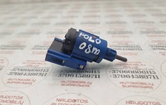 Volkswagen Polo IV 9N3 Clutch pedal sensor 1J0927189F