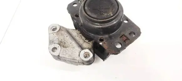 Citroen C4 I Picasso Engine mount bracket 96820267806