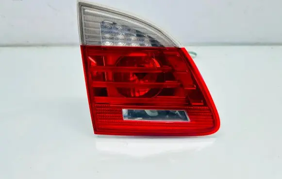 BMW 5 E60 E61 Tailgate rear/tail lights 7177697 2TZ00942701