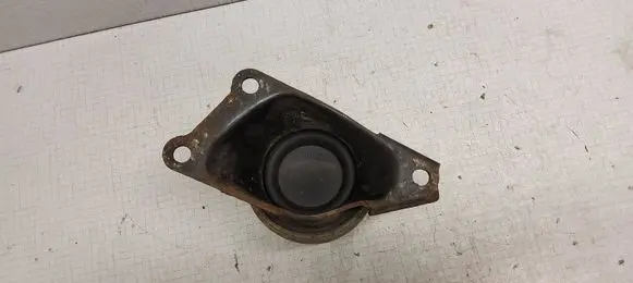 Volkswagen Transporter - Caravelle T5 Engine mount bracket
