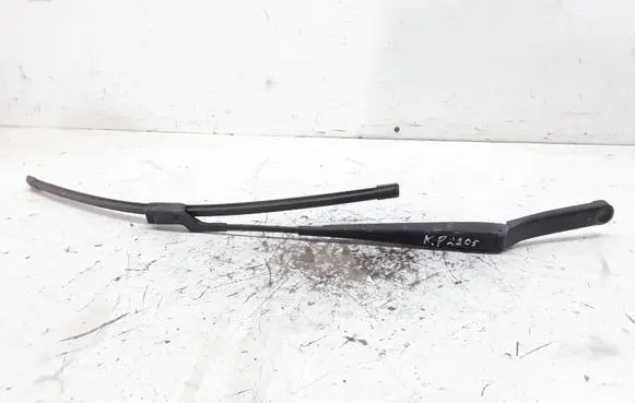 Volkswagen Jetta V Windshield/front glass wiper blade 