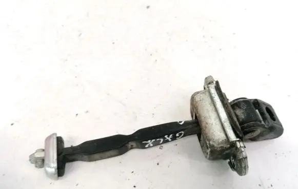 Skoda Octavia Mk2 (1Z) Rear door check strap stopper