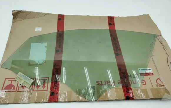 KIA Optima Front door window glass four-door 82410D4030