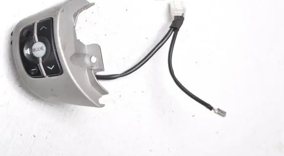Toyota Yaris Multifunctional control switch/knob 