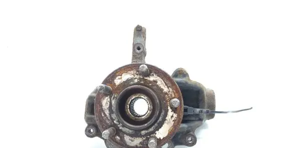Ford C-MAX II Front wheel hub AV613K170