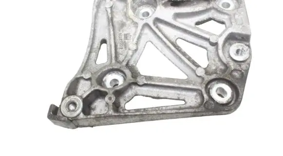 Chevrolet Captiva A/C compressor mount bracket 96868422