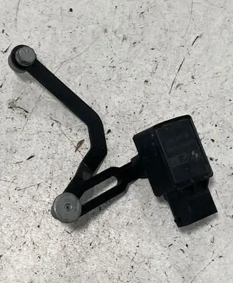 BMW 7 E65 E66 Tailgate sensor 8268997 191201