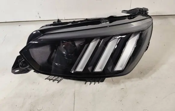 Peugeot 208 Headlight/headlamp 9823194180 01HCRPL125