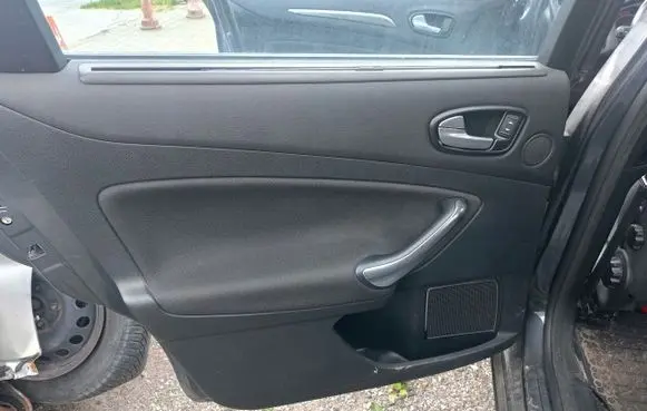 Ford Mondeo MK I Front door card panel trim