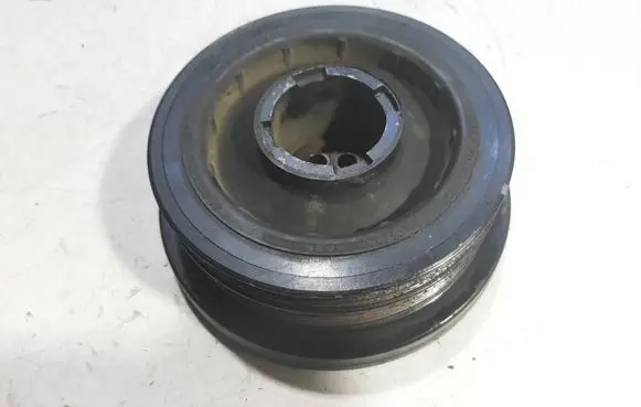 BMW 5 E60 E61 Crankshaft pulley