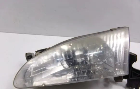 Toyota Corolla E110 Headlight/headlamp 8117002050