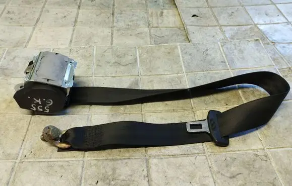 Audi A6 S6 C6 4F Rear seatbelt 4F0857805E