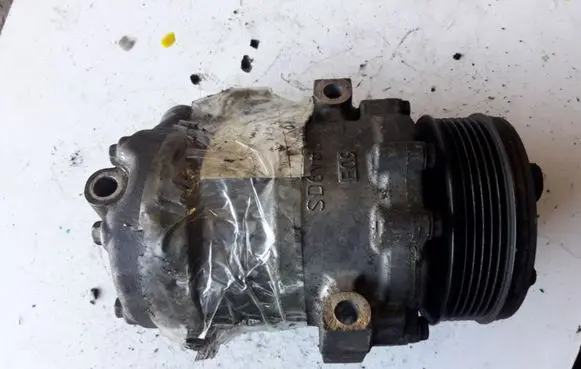 Opel Combo C Air conditioning (A/C) compressor (pump) R134A