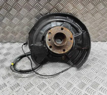 BMW 2 F22 F23 Rear wheel hub 6857639 6792516