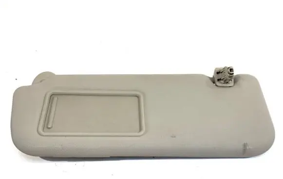 Sun visor