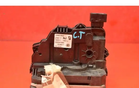 Opel Corsa E Rear door lock 13431842NJ