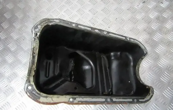 Toyota Corolla E100 Oil sump