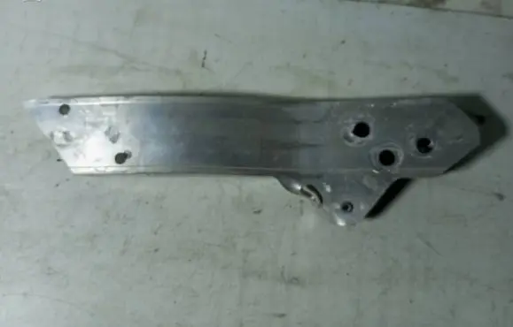 Mercedes-Benz E W213 Radiator support slam panel bracket T52785A 180221909