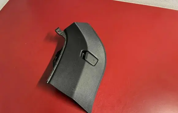 BMW X4 G02 (D) pillar trim (bottom) 7424558 7481894 51477424558