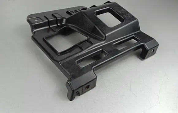 KIA Stinger Rear bumper mounting bracket 86685J5000