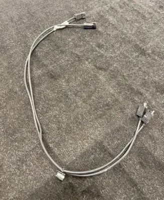 Tesla Model S AUX in-socket connector 1004815-08-B