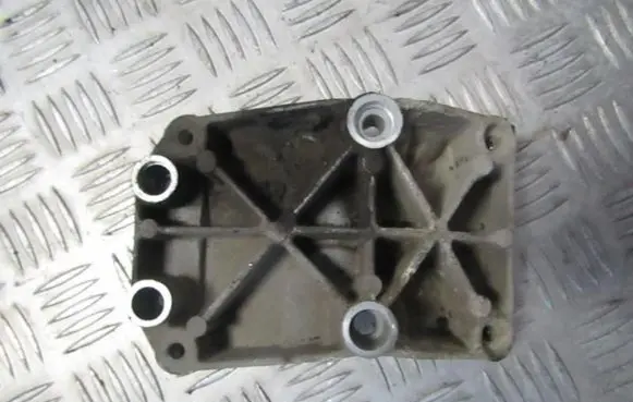 Ford Transit - Tourneo Connect Engine mounting bracket 98ff19d624ad 98ff-19d624-ad