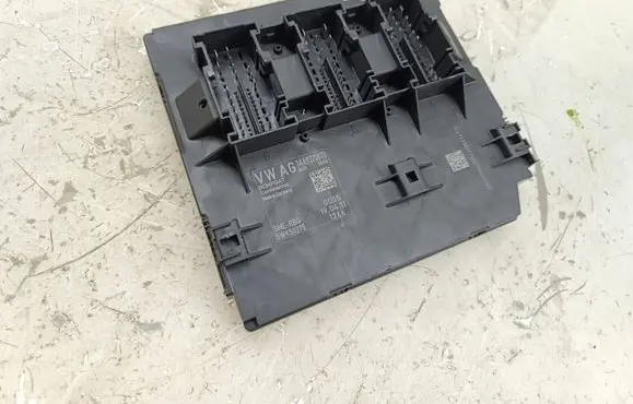 Volkswagen PASSAT CC Comfort/convenience module 3AA937087B 5WK50275