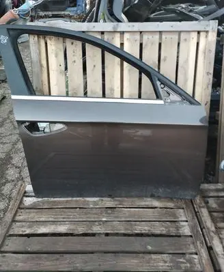Alfa Romeo 159 Front door