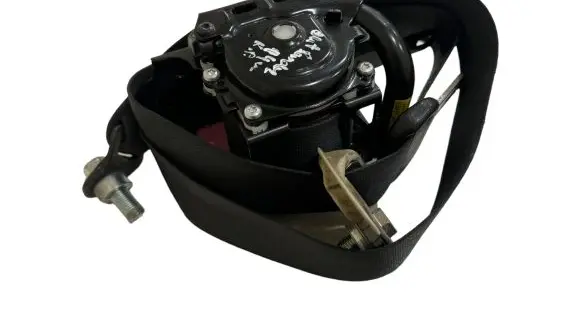 Mitsubishi Outlander Front seatbelt TKAH2EN305