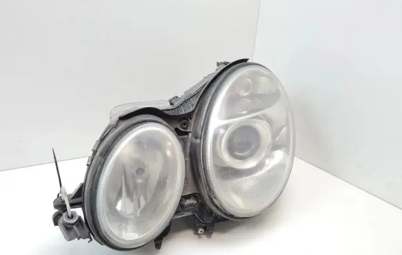 Mercedes-Benz E W211 Headlight/headlamp 154359 5DF008279 5DV008290