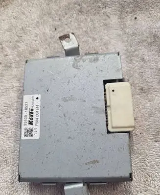 Toyota Avensis T270 Other control units/modules 3550018527 F9041001244
