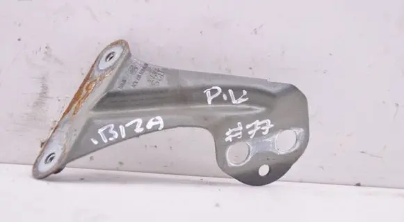 Seat Ibiza V (KJ) Fender mounting bracket 6F0821167