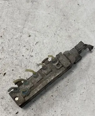 Mercedes-Benz S W220 Air suspension valve block A2203200258