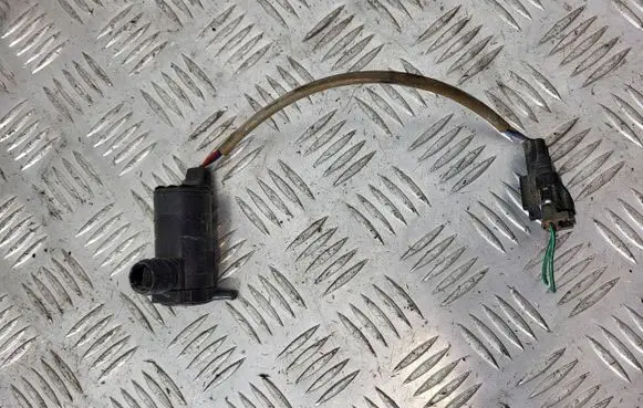 Hyundai Terracan Windscreen/windshield washer pump