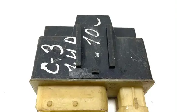 Citroen C3 Glow plug pre-heat relay 9652021180 018010951