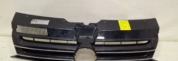 Volkswagen Transporter - Caravelle T5 Front piece kit 7E5853651A 7E5853653
