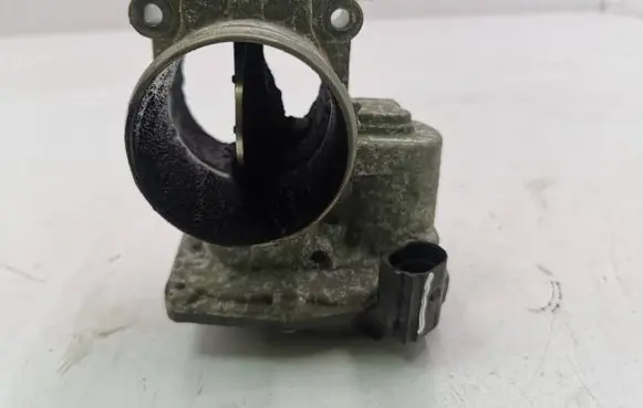 Hyundai Santa Fe Throttle valve 351002F100 12D1071333